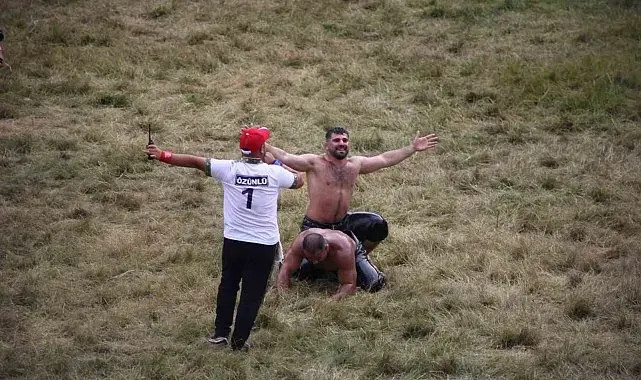 Kırkpınar'da altın kemerin sahibi Erkan Taş oldu