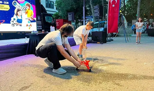 Orhaneli'de MobilFest ile bilim dolu gece