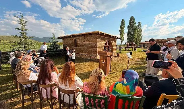 "Yeniden Galıf" projesi sanatseverlerle buluştu