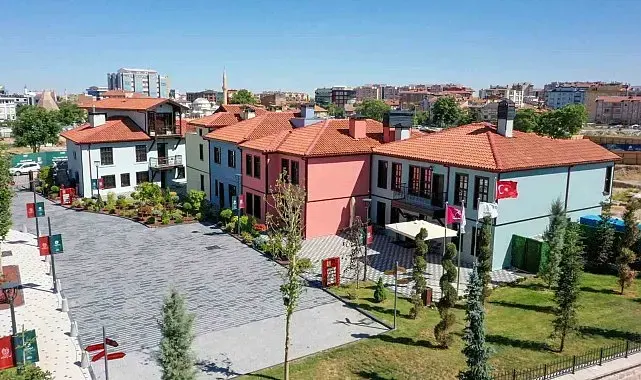 Suriçi dönüşümünün gözdesi; tescilli binalar şimdi Konya turizminin yıldızı