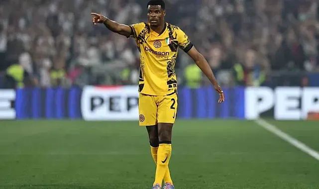 Real Madrid, Denzel Dumfries'i kadrosuna kattı
