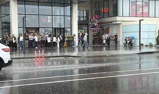 Düzce'de sağanak yağış etkili oldu