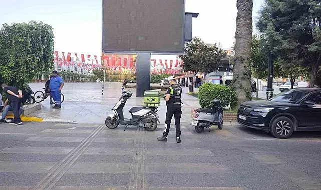 Kavşakta iki motosiklet çarpıştı: 2 yaralı