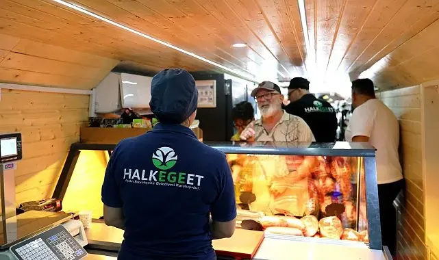 Mobil Halk Ege Et Akbük'te vatandaşlardan yoğun ilgi gördü