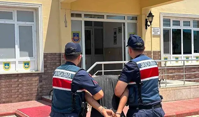 Alanya'da "jandarmayım" deyip hesap ödemeden ayrılan şüpheliye operasyon