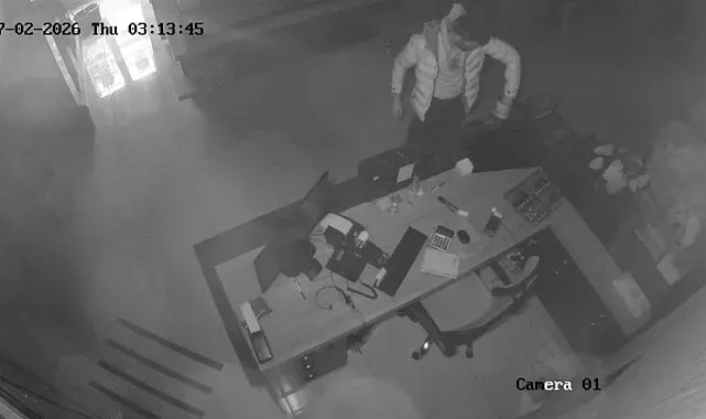Karaman'da pes dedirten hırsızlık: Camı kırarak içeri giren hırsız DMD hastası çocuğun yardım kumbarasındaki paraları çaldı