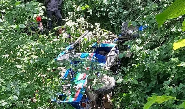 Ordu'da devrilen patpatın sürücüsü hayatını kaybetti