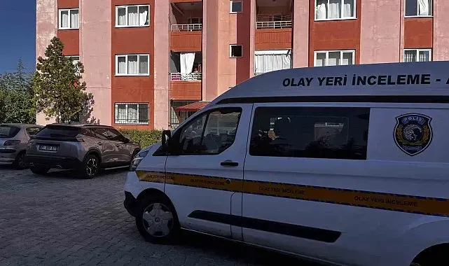 Niğde'de 3. kattan düşen çocuk ağır yaralandı