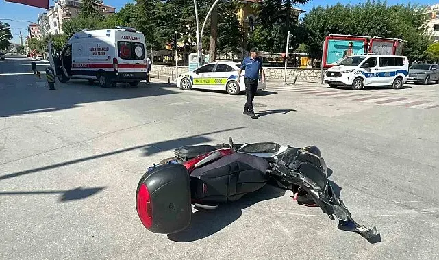 Karaman'da motosikletler çarpıştı: 2 yaralı