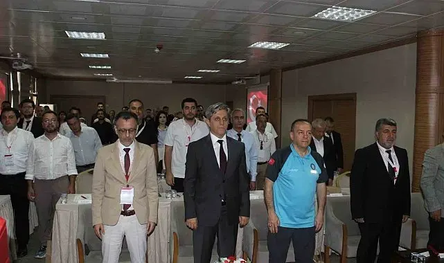 Beş ilin sağlık müdürü Zonguldak'ta acil sevk zinciri için toplandı