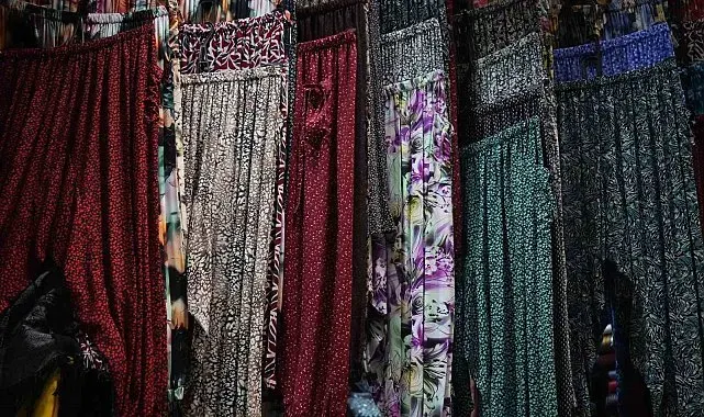 Gaziantep'te sıcak havalar şalvara ilgiyi artırdı