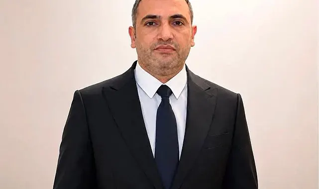 Şanlıurfa'da intihar girişiminde bulunan daire başkanı tedavi gördüğü hastanede hayatını kaybetti