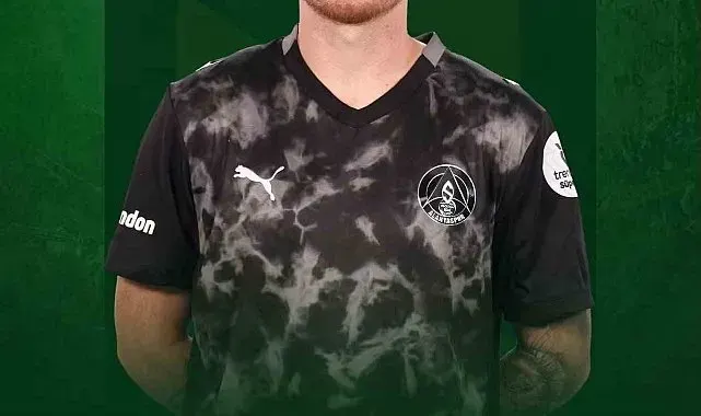 Alanyaspor'da Ertuğrul Taşkıran ve Nicolas Janvier ile yollar ayrıldı