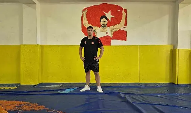 Sivaslı güreşçinin hedefi dünya zirvesi