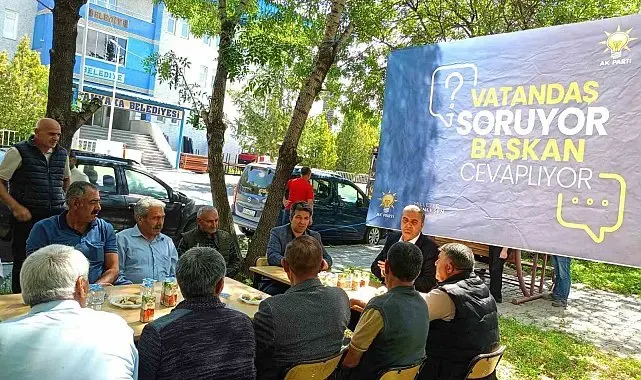 Akyaka'da halkla buluşma: Başkan Ergüder Toptaş vatandaşların sorularını tek tek yanıtladı