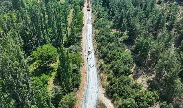 Uşak Belediyesi üst yapı çalışmalarına aralıksız devam ediyor
