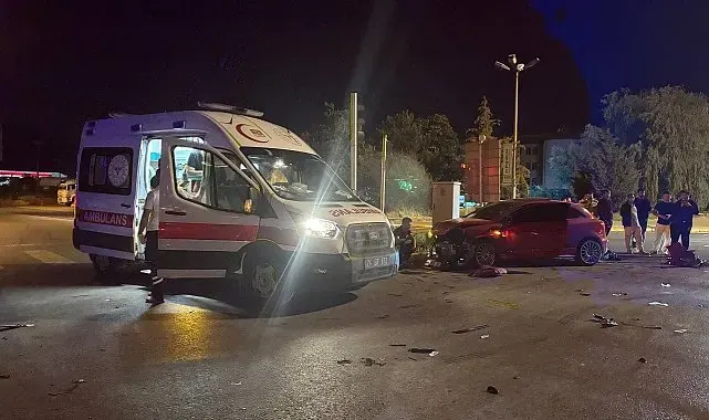 Erzincan'da iki aracın çarpıştığı kazada 2 kişi yaralandı