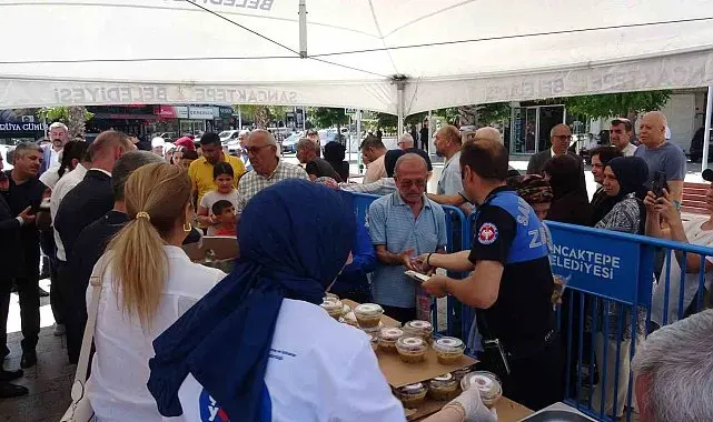 Sancaktepe'de birlik aşuresi: "Aşure, toplumsal dayanışmanın en önemli değerlerinden biridir"