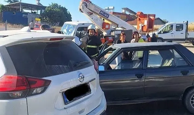 Altınözü'nde trafik kazası:2 yaralı
