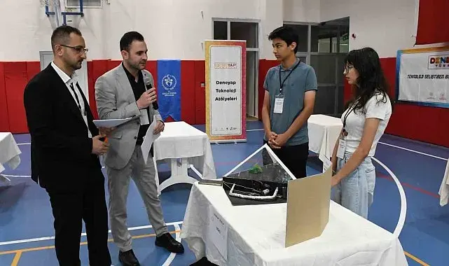 Yozgat'ta Deneyap atölyelerinde gençler projelerini tanıttı