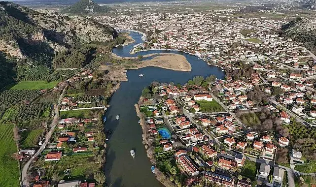 Dalyan Kanalı'nda 'Elektrikli Tekne Dönüşüm Projesi' değerlendirildi