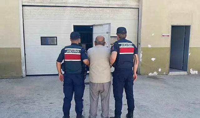 Gaziantep'te kesinleşmiş cezayla aranan 2 şahıs yakalandı