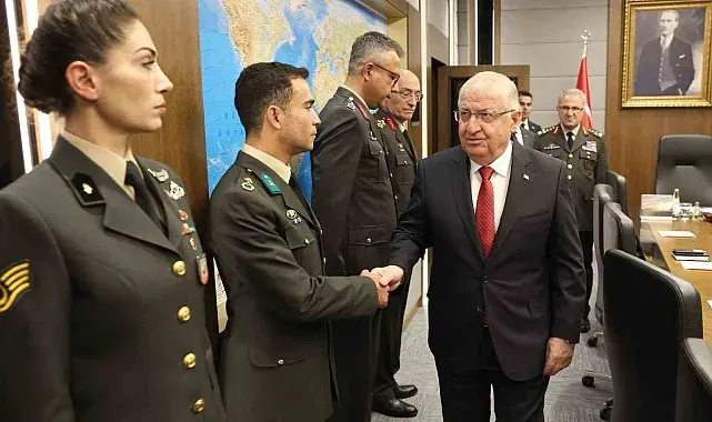 Bakan Güler, Kara Kuvvetleri Komutanı Tokel'i kabul etti