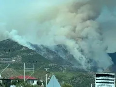Mersin’deki orman yangını sürüyor