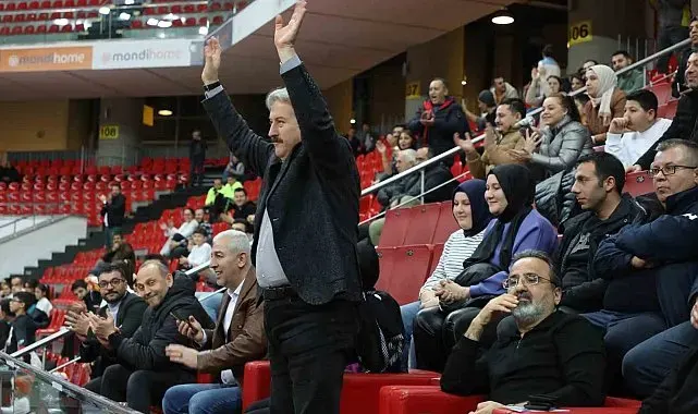 Başkan Palancıoğlu: "Şehrin takımına hep birlikte sahip çıkalım"