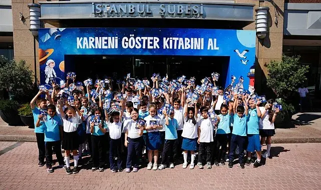 İş Bankası şubeleri karnelerini alan çocukları bekliyor