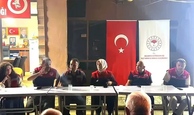 Uğurlu Köyü'nde üreticilerle tarım gündemi masaya yatırıldı