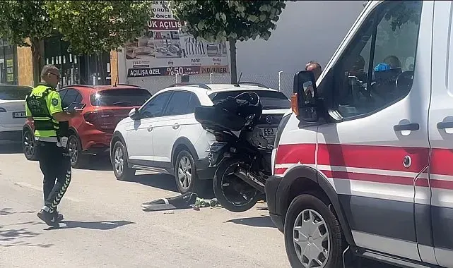 Motosikletin çarptığı yaya yaralandı