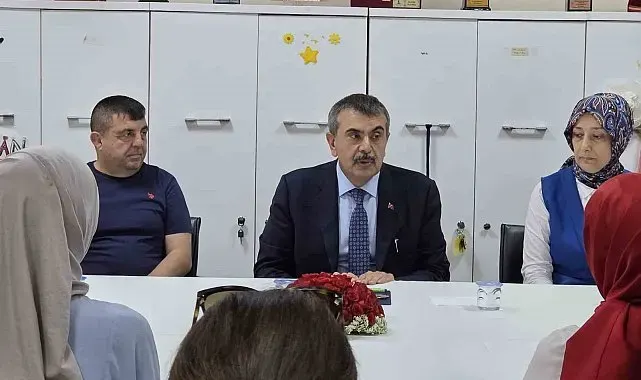 Bakan Tekin: "Tüm kararları öğretmenlerimizle istişare ederek alıyoruz"