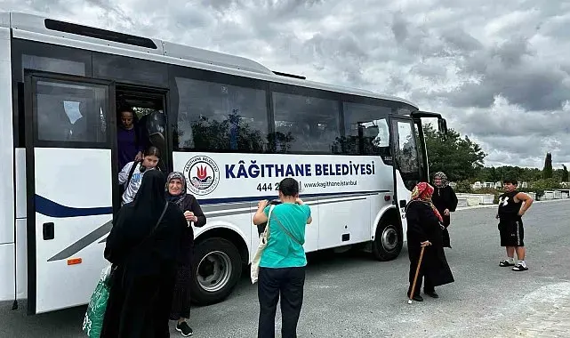 Kağıthane Belediyesi'nden vatandaşlara mezarlık ziyareti kolaylığı