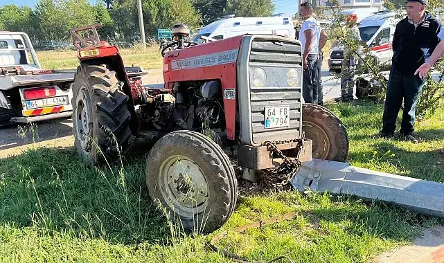 Uşak'ta meydana gelen trafik kazasında 4 kişi yaralandı