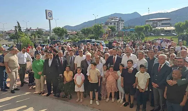İslahiye ilçesi, Kaymakam Mehmet Soylu'ya konvoy ve gözyaşlarıyla veda etti