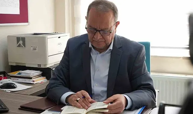 Bayburtlu eğitimci mezun olduğu okulda 37 yıldır öğrenci yetiştiriyor