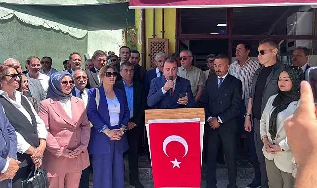 MHP Sivrihisar İlçe Başkanlığı'nın yeni hizmet binası törenle hizmete açıldı