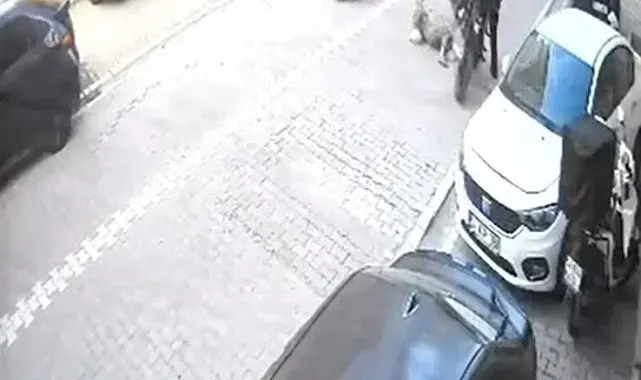Gaza fazla basınca motosiklet ön kaldırarak ileri fırladı, yoldan geçen kadına çarptı