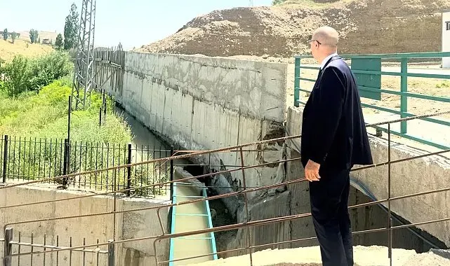 Esendere beldesinde duvar çalışmaları sürüyor