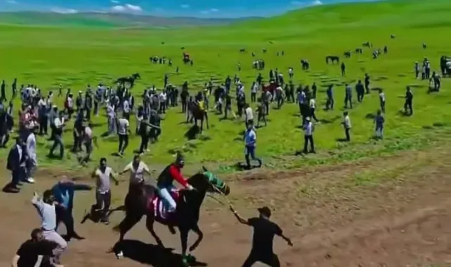 At yarışındaki görüntüler harekete geçirdi: Ata uygunsuz müdahaleye soruşturma