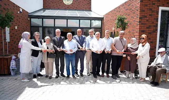 Tavşanlı'da Zehra Çetin'in el emeği eserleri Tavşanlı'da sanatseverlerle buluştu