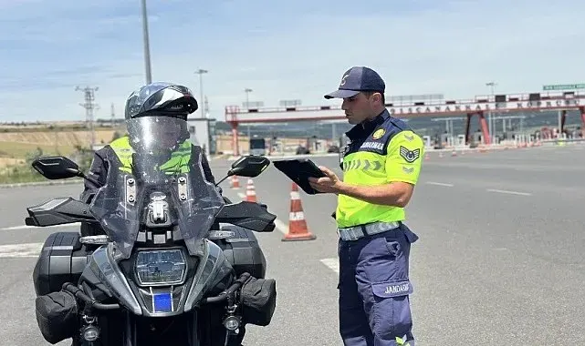 Çanakkale'de jandarma 4 bin 576 araç denetledi