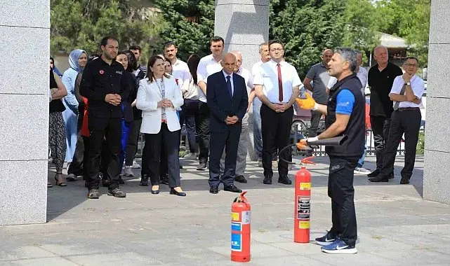 Valilikte yangın tatbikatı