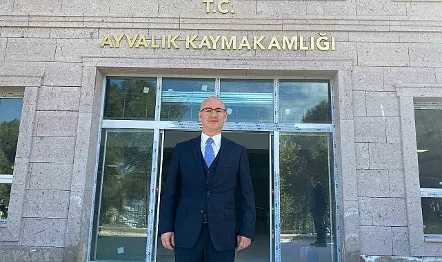 Ayvalık'ın sevilen kaymakamı Hasan Yaman Bergama Kaymakamlığına atandı