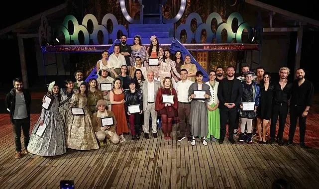 Genç NKT'den muhteşem performans