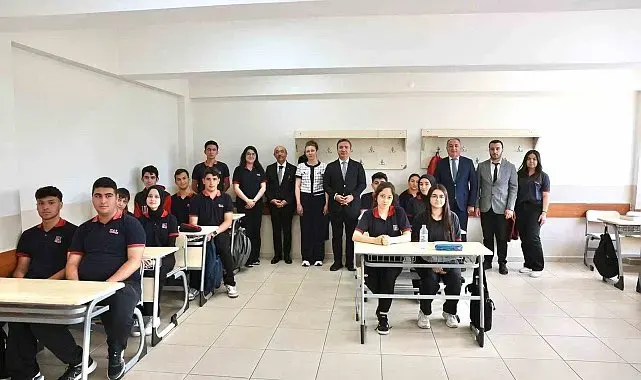 Vali Aydoğdu'dan YKS'ye hazırlanan öğrencilere başarı dileği