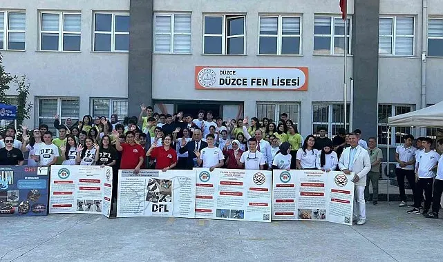Düzce'de öğrencilerin bilim ve sanat projeleri görücüye çıktı