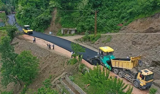 Ordu'nun kırsallarında sıcak asfalt çalışmaları
