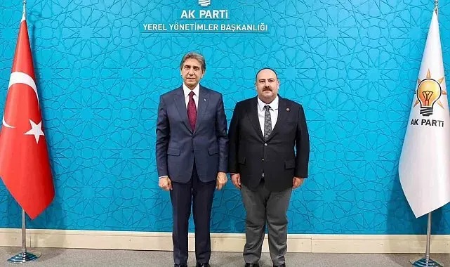 Başkan Hamamcı, İnönü'nün gelişimine katkı sağlayacak projeler için çalışıyor